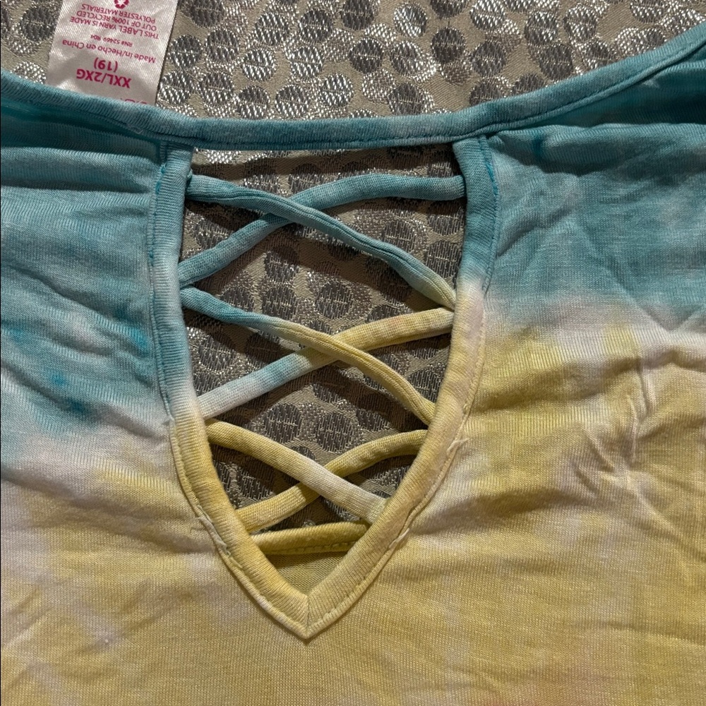 Tie-Dye Just Beachy Top - Picture 3 of 3